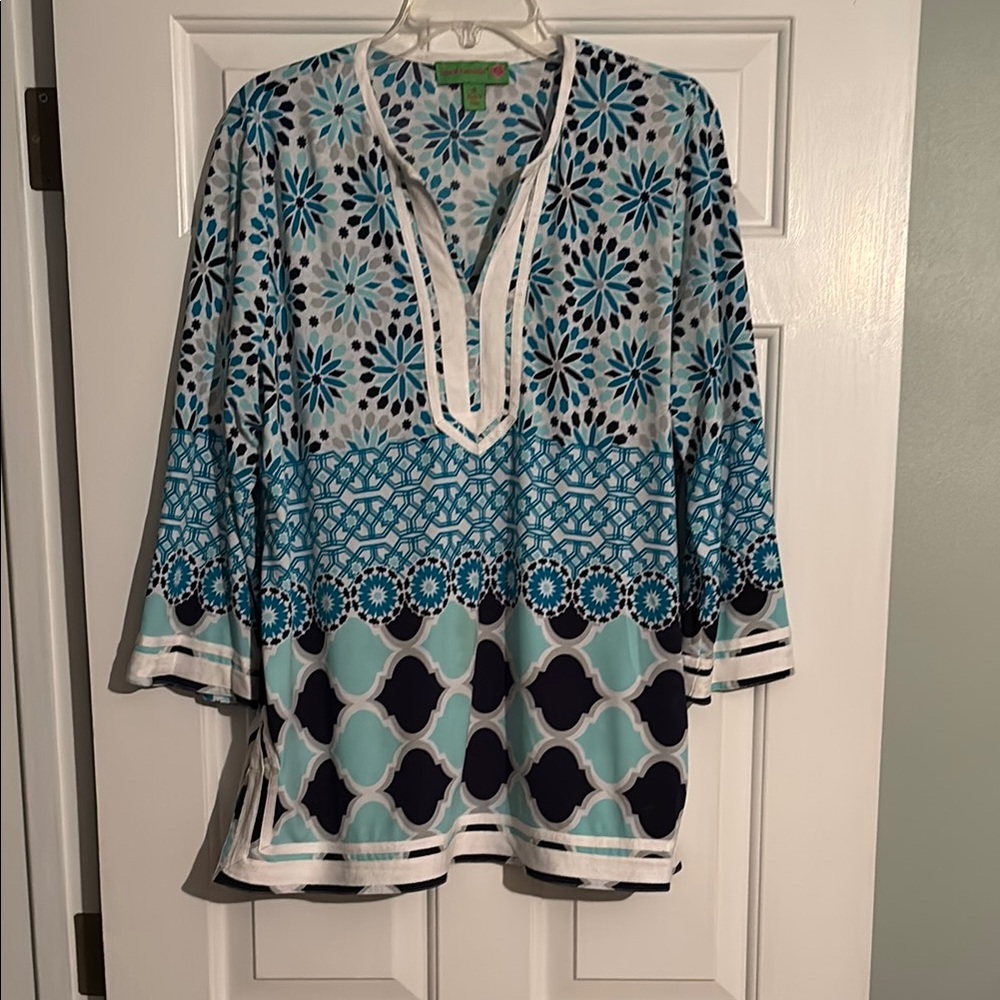 Blue and White Patterned Women's Top